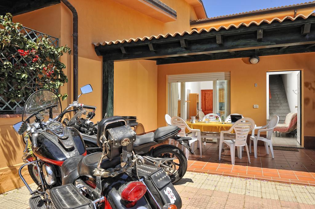 Arbatax Le Terrazze Sul Mare Aparthotel Ngoại thất bức ảnh