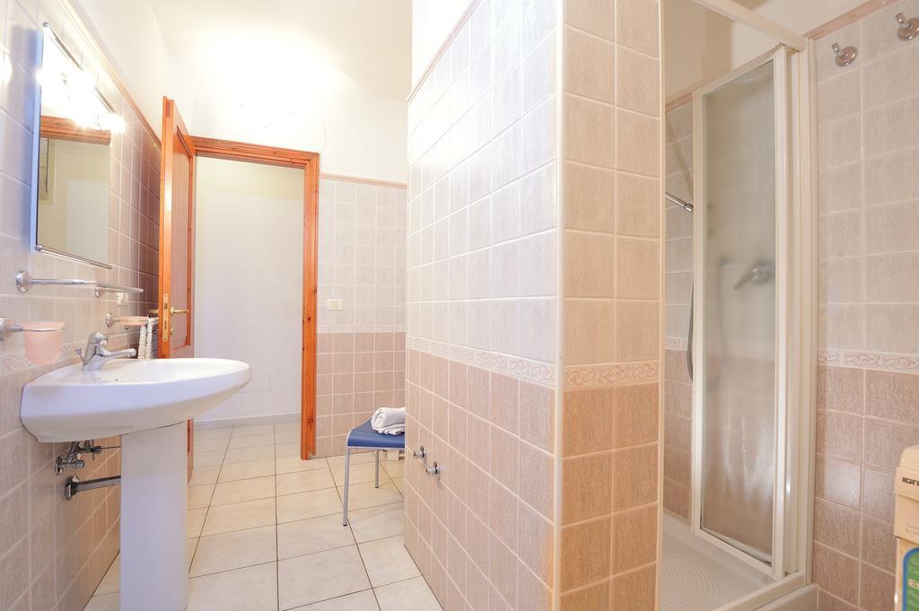 Arbatax Le Terrazze Sul Mare Aparthotel Phòng bức ảnh