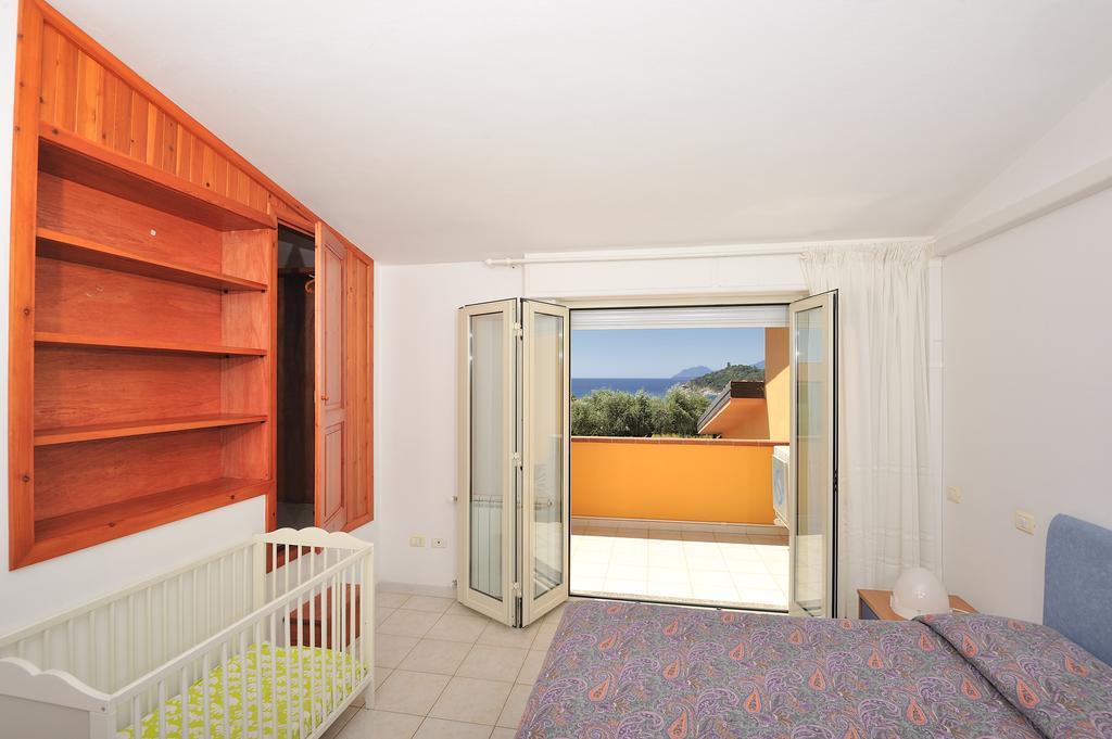 Arbatax Le Terrazze Sul Mare Aparthotel Phòng bức ảnh